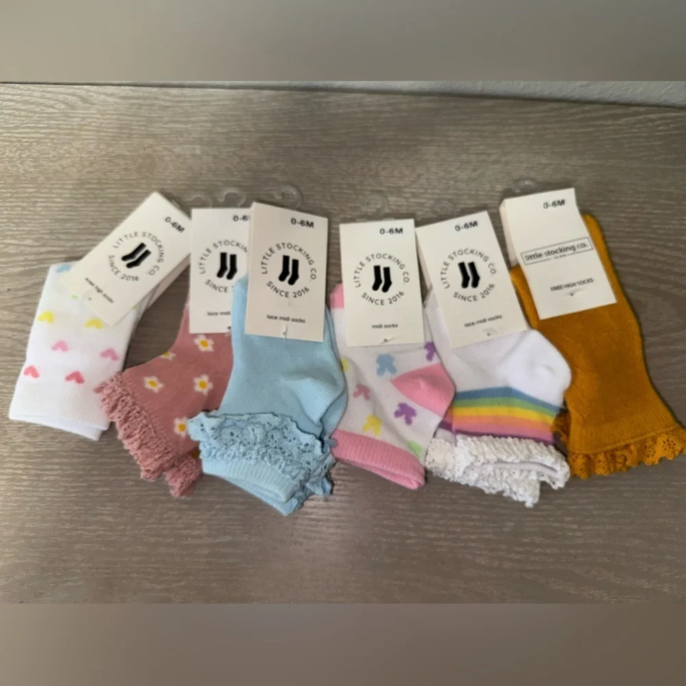 Little stocking co. 0-6 months lot of 6 socks.